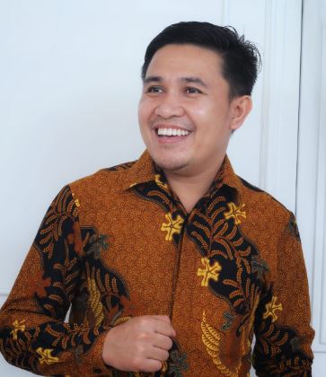 Dr. Sepris Yonaldi, SE., MM.